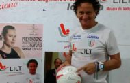 Mazara, dalla Sportika il pallone della prevenzione autografato dall’atleta Pino Pomilia