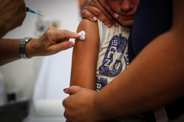 Vaccini: migliora la copertura, ma 10 regioni ancora sotto la soglia