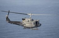 Elicottero della Marina cade in mare, muore militare. Altri quattro membri dell'equipaggio feriti