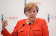 Merkel 'aperta a collaborare' con il nuovo Governo