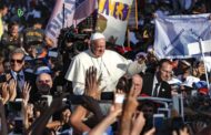 Papa incontra giovani italiani: no a pastiglie che vi fanno sognare