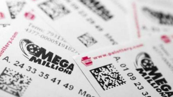 Usa, vincita da un miliardo e mezzo di dollari alla lotteria Mega Millions: nessuno si fa vivo per ritirare il premio