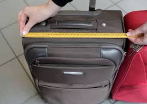 Ryanair cambia di nuovo le regole per il bagaglio a mano: ecco