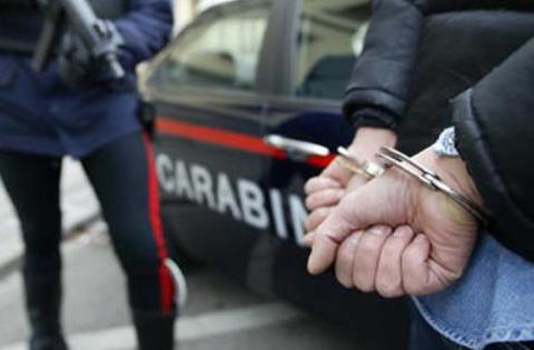 Mazara. Insulti e persecuzioni ai vicini di casa. 69enne arrestato dai carabinieri per stalking