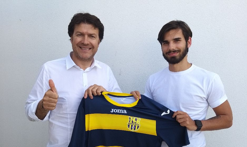 Mazara calcio: L’attaccante Domenico Messina riconfermato in gialloblu
