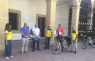 Dall’Emilia a Mazara in bici con un percorso da 1700 km. Il mazarese Tommaso Lupiccolo accolto dal vice sindaco Billardello