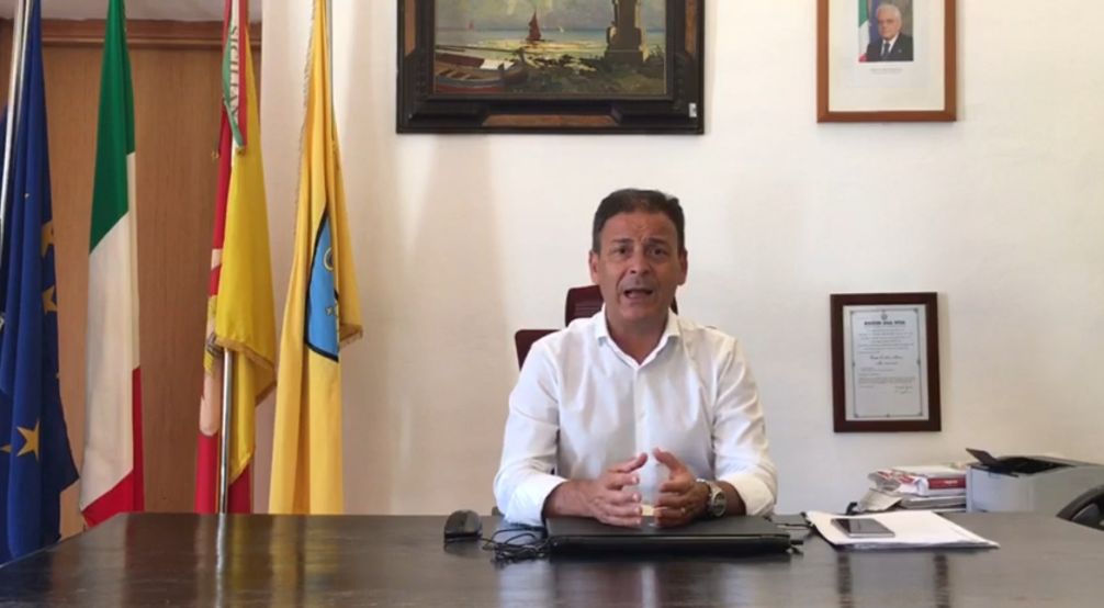 SEQUESTRATI DUE PESCHERECCI MAZARESI A BENGASI