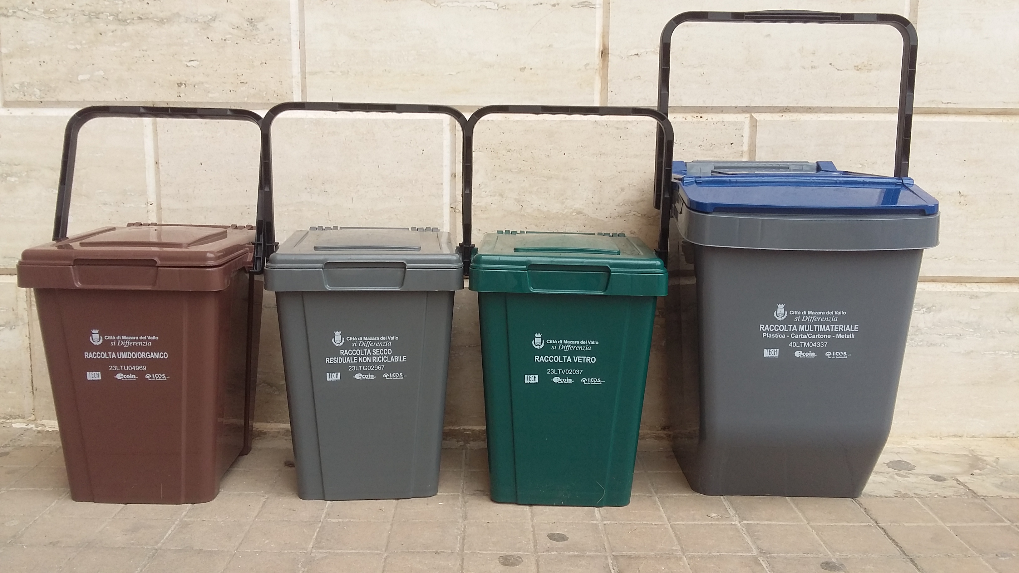 Mazara. Raccolta multimateriale nel solo centro storico