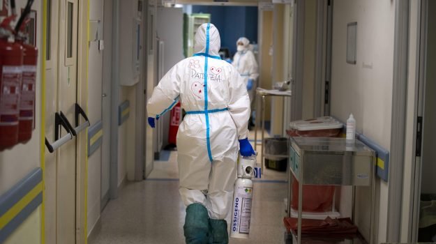 Coronavirus, il bollettino in Sicilia: 576 casi e nuovo record di guariti, zero contagi a Enna