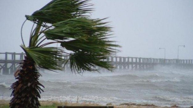 Nuova ondata di maltempo in Sicilia con venti di burrasca e piogge sparse