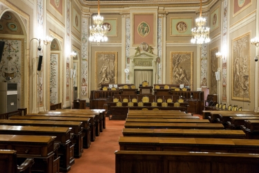 Dopo un mese si compone il nuovo Parlamento siciliano, Schifani al lavoro per la giunta