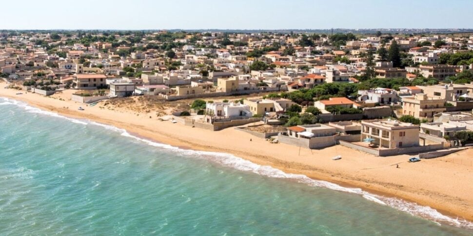 Ars, primo sì alla sanatoria delle case costruite vicino alle spiagge siciliane fino al 1983