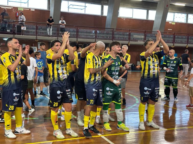 FUTSAL MAZARA, BUONA LA PRIMA: 7-4 NEL DERBY D’ANDATA IN COPPA
