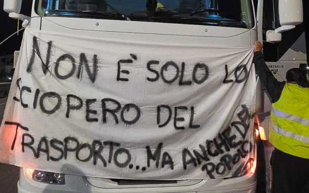 Caro gasolio, la Sicilia si ferma: tir in sciopero